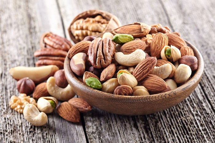 کدام مواد غذایی موجب بروز آکنه و جوش می شوند؟